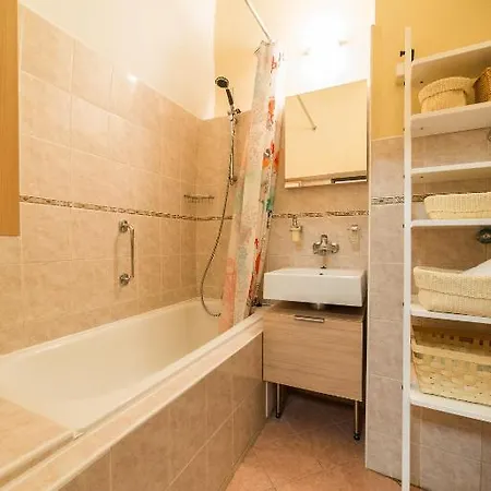 Zlaty Kun Golden Horse Apartment